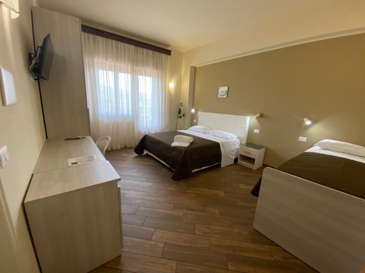 All'Anoneto B&B Catona Di Reggio Calabria Exterior foto